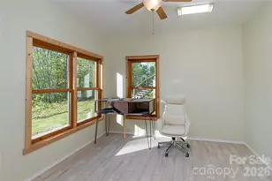 219 Sandalwood Dr, Whittier, NC 28789 - Photo 28