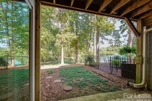 9006 St Thomas Ln, Charlotte, NC 28277 - Photo 40