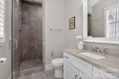 328 Melbourne Court, Charlotte, NC 28209 - Photo 24