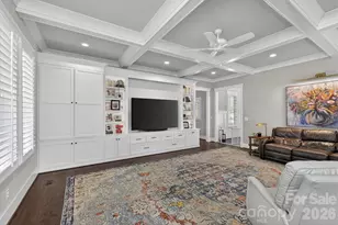 328 Melbourne Ct, Charlotte, NC 28209 - Photo 20