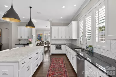 328 Melbourne Court, Charlotte, NC 28209 - Photo 16