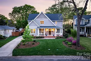 328 Melbourne Ct, Charlotte, NC 28209 - Photo 2