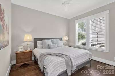 328 Melbourne Court, Charlotte, NC 28209 - Photo 22