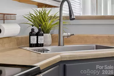 809 Rock Lake Glen, Fort Mill, SC 29715 - Photo 10