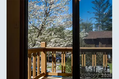 521 Courtwood Lane #8, Hendersonville, NC 28739 - Photo 18