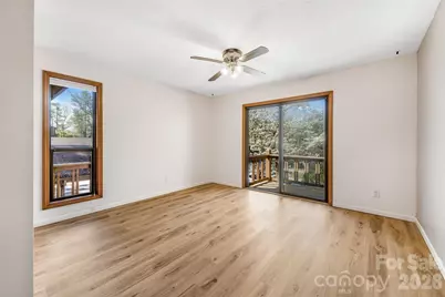 521 Courtwood Lane #8, Hendersonville, NC 28739 - Photo 16