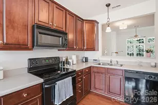 225 Horizon Cir, Rock Hill, SC 29732 - Photo 6