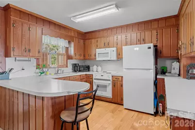 5635 June Lane, Winston Salem, NC 27127 - Photo 12