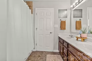 1478 Farmington Hills Dr, Conover, NC 28613 - Photo 14