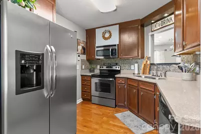 1478 Farmington Hills Drive, Conover, NC 28613 - Photo 10