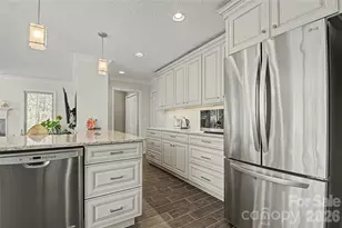 35 Tall Pines Rd, Hendersonville, NC 28739 - Photo 16