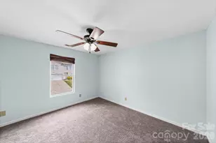 2902 Royal Fern Ln, Charlotte, NC 28215 - Photo 24