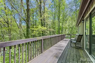 662 Locust Dr, Maggie Valley, NC 28751 - Photo 8
