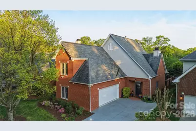 4118 Sharon Commons Lane, Charlotte, NC 28210 - Photo 2