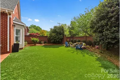 4118 Sharon Commons Lane, Charlotte, NC 28210 - Photo 6