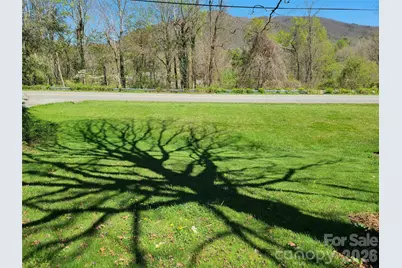 106 Yates Avenue, Black Mountain, NC 28711 - Photo 2