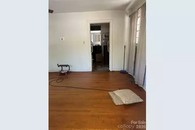 2760 19th Avenue NE, Hickory, NC 28601 - Photo 2