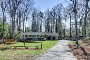 150 Westview Dr, Hendersonville, NC 28791 - Photo 30