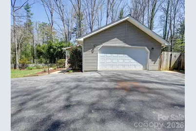 150 Westview Drive, Hendersonville, NC 28791 - Photo 22