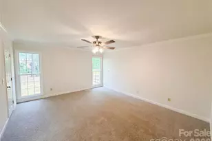 6024 Dovefield Rd, Charlotte, NC 28277 - Photo 10