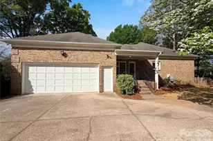 6024 Dovefield Rd, Charlotte, NC 28277 - Photo 2