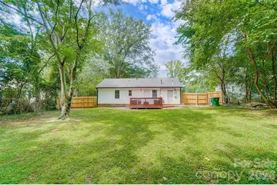 6608 Rosecran Drive, Charlotte, NC 28215 - Photo 12