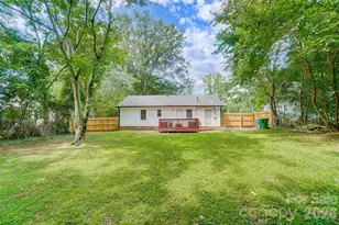 6608 Rosecran Dr, Charlotte, NC 28215 - Photo 12