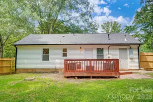 6608 Rosecran Dr, Charlotte, NC 28215 - Photo 40