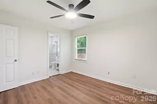 6608 Rosecran Dr, Charlotte, NC 28215 - Photo 16