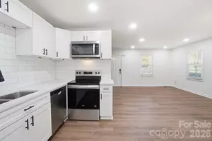 6608 Rosecran Dr, Charlotte, NC 28215 - Photo 14