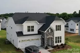 4041 Zinnia Dr, Harrisburg, NC 28075 - Photo 4