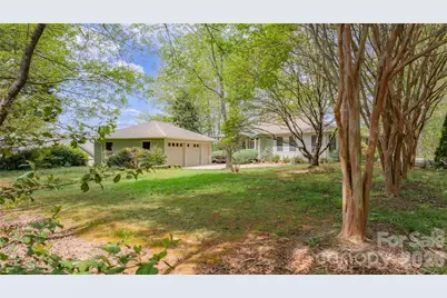 27 Magnolia Drive, Nebo, NC 28761 - Photo 4