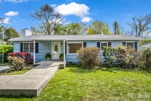 212 Vance Ave, Black Mountain, NC 28711 - Photo 1