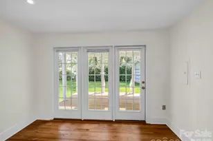 212 Vance Ave, Black Mountain, NC 28711 - Photo 14