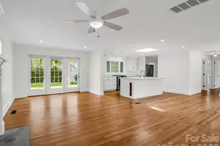 212 Vance Ave, Black Mountain, NC 28711 - Photo 12