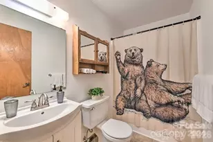 106 Sage Ct, Maggie Valley, NC 28716 - Photo 8