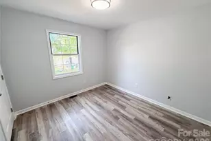 6628 Cool Water Ct, Charlotte, NC 28215 - Photo 18