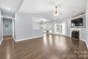 104 Sea Trail Dr, Mooresville, NC 28117 - Photo 4