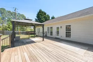 104 Sea Trail Dr, Mooresville, NC 28117 - Photo 24