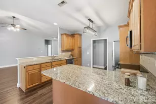 104 Sea Trail Dr, Mooresville, NC 28117 - Photo 8