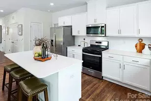 1924 Vanderlyn St, Monroe, NC 28112 - Photo 4