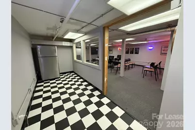 246 Union Square #Lower Level, Hickory, NC 28601 - Photo 8