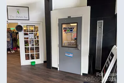 246 Union Square #Lower Level, Hickory, NC 28601 - Photo 4