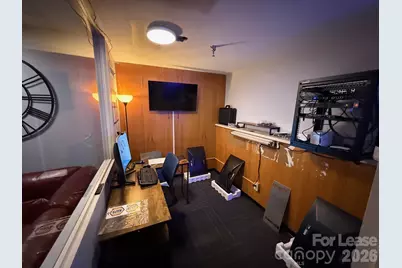 246 Union Square #Lower Level, Hickory, NC 28601 - Photo 12