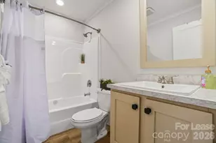 2102 24th Ave NE, Hickory, NC 28601 - Photo 10