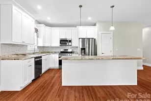 237 Leyland Cir, Hendersonville, NC 28792 - Photo 6