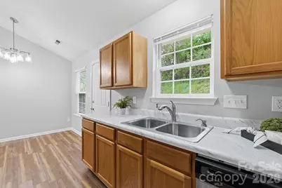 11026 Olde English Drive, Charlotte, NC 28216 - Photo 14