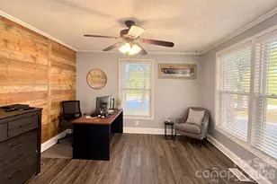 2925 Pine St, Claremont, NC 28610 - Photo 20