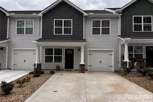 95 Malcolm Ct, Candler, NC 28715 - Photo 1