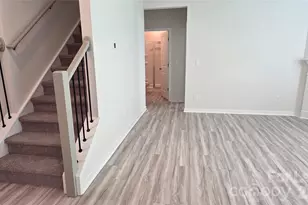 11305 Cardinal Crk Ave, Charlotte, NC 28215 - Photo 10